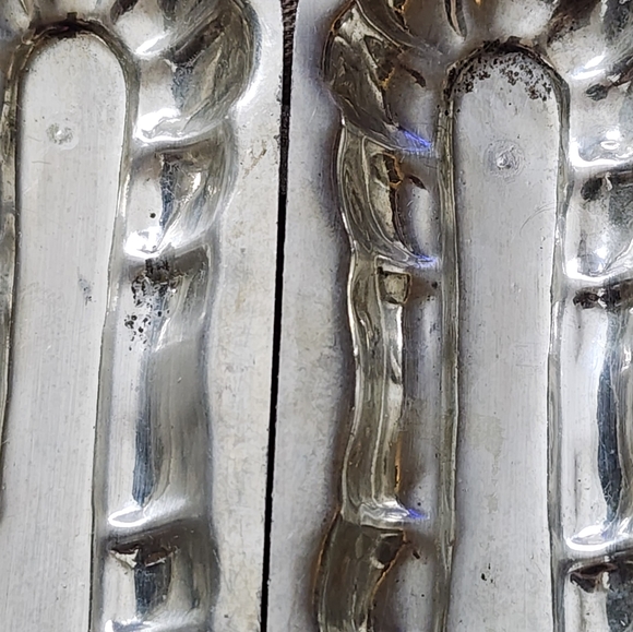 CLEARANCE 💕Metal Dish - Picture 3 of 5